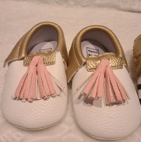 NWT Lot of 3 Pairs Moccasins - Picture 2 of 7